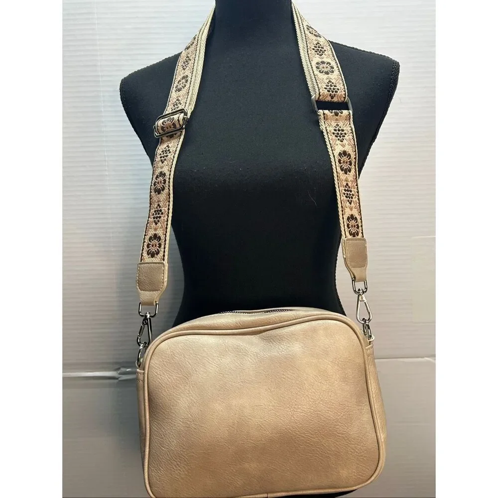 CLUCI Small Crossbody Bag Vegan Leather Boho Guitar Strap Beige NWT